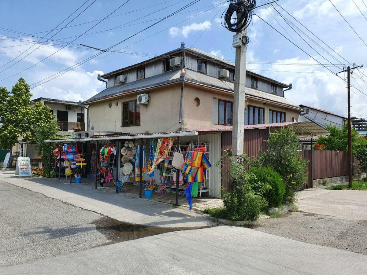 Гостевой Дом "Солнышко" Leselidze Exterior foto